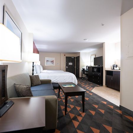 Holiday Inn Oceanside Marina Camp Pendleton By Ihg Exterior foto