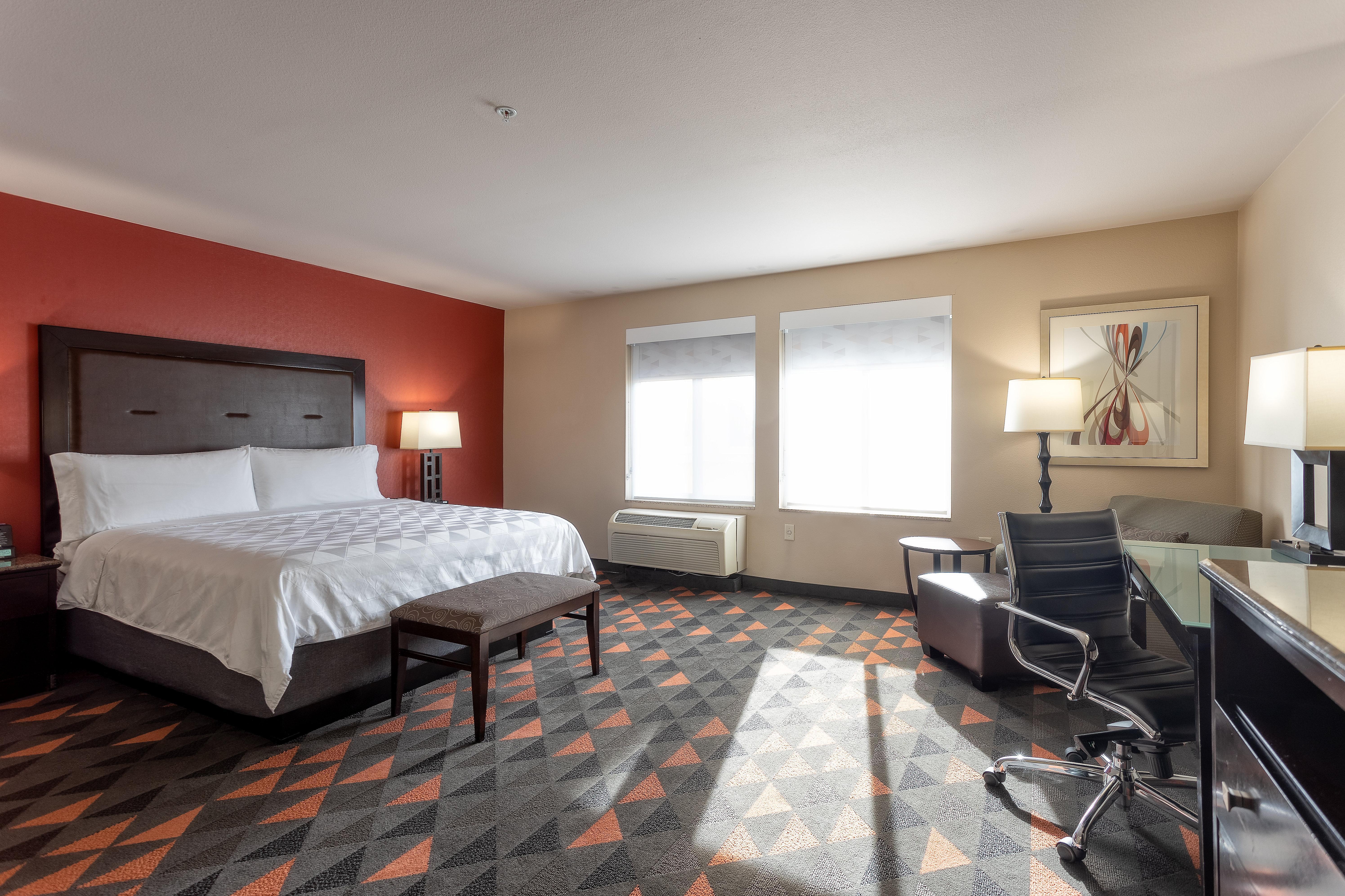 Holiday Inn Oceanside Marina Camp Pendleton By Ihg Exterior foto