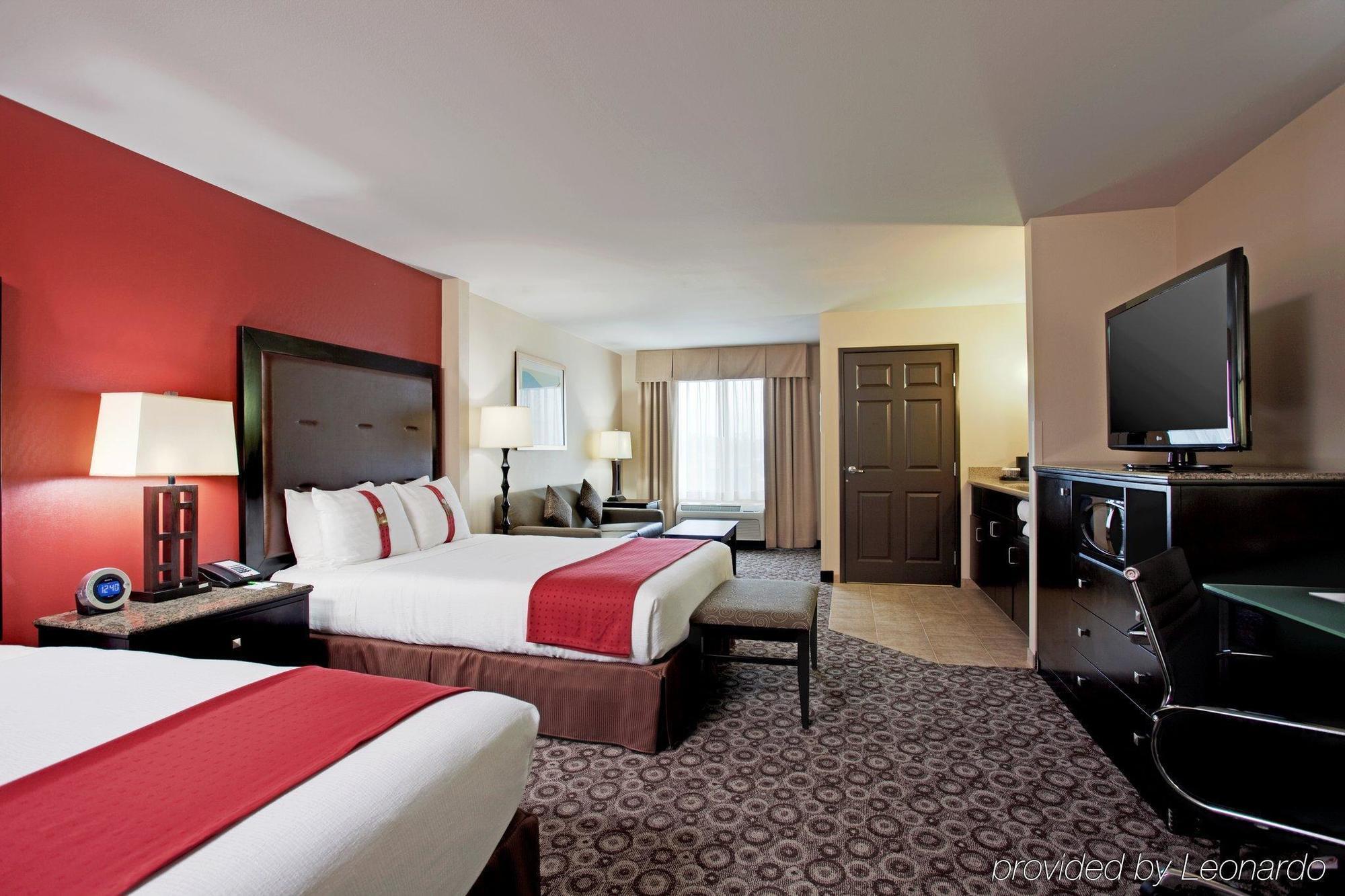 Holiday Inn Oceanside Marina Camp Pendleton By Ihg Habitación foto